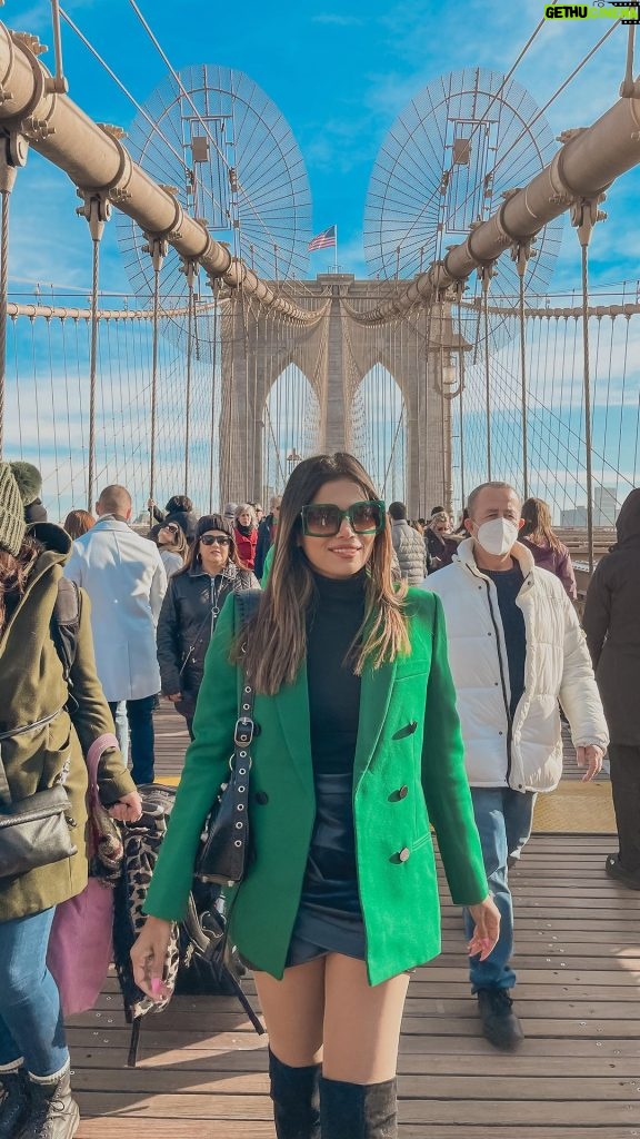 Dimpi Sanghvi Instagram - Ready for a day out in New York City 💚 📍- Sofitel, Times Square New York #dimpitraveldiaries #mumbaifashioninfluencers #mumbailifestyleinfluencers #Winter #indiantravelblogger #IndianLuxuryLifestyleInfluencer #MumbaiLifestyleInfluencer #MumbaiLuxuryLifestyleInfluencer #mumbaibloggers #IndianFemaleBloggers #Travelgoals #FashionBlogger #LifestyleBlogger #TravelBlogger #IndianInfluencer #mumbaitravelbloggers #usa #indiantravelinfluencer #travelinfluencer #mumbaiinfluencer #newyork #usa #timessquare #financialdistrict #newyorkblogger #newyorklifestyleblogger New York, U.S.A