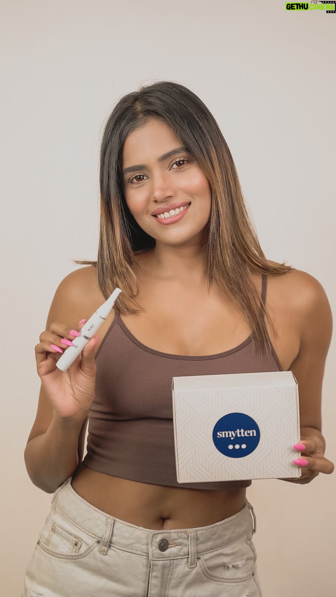 Dimpi Sanghvi Instagram - Threading? Face Waxing? Block all of the pain! Style your brows in peace, remove that peach fuzz, and feel your face be #SmoothAF✨ Go #TheBombaeWay and get @mybombae__’s Fuzz Off Trimmer on the @getsmytten app 💕 #dimpisanghvi #smytten #bombayshavingcompany #ad #mumbaibeautyinfluencers #mumbaibeautyblogger #indianbeautyinfluencer #indianinfluencer #indianblogger #faceshaving #beautytips #mumbaiblogger Mumbai, Maharashtra
