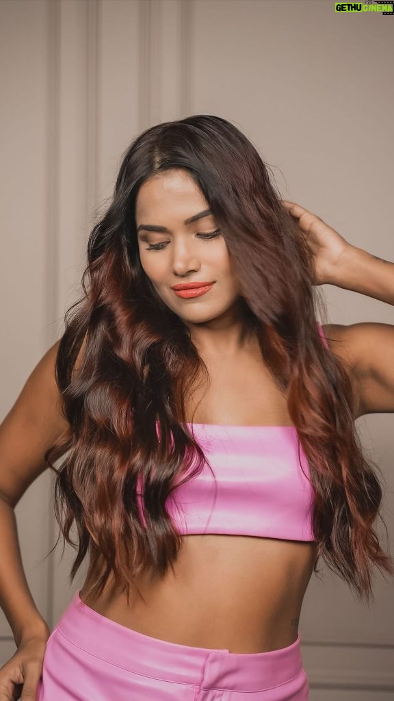 Dimpi Sanghvi Instagram - #AD My hair color is a depiction of my passionate personality towards my loved ones & my work. Thanks to the @LOrealParis Casting Creme Gloss Ultra Visible, I’m just in love with my hair. It has no ammonia, gives a vibrant colour even on dark hair, and lasts 32 washes. It made my hair 5X glossier and shinier even on dark hair. I chose the Shade 566 - Cherry Burgundy from their new Ultra Visible Range. @myntra #LOrealParis #UltraVisibleHairColor #MyHairColorMyExpression #LOrealParisIndia #DimpiSanghvi *24Hr prior allergy patch tests should be done