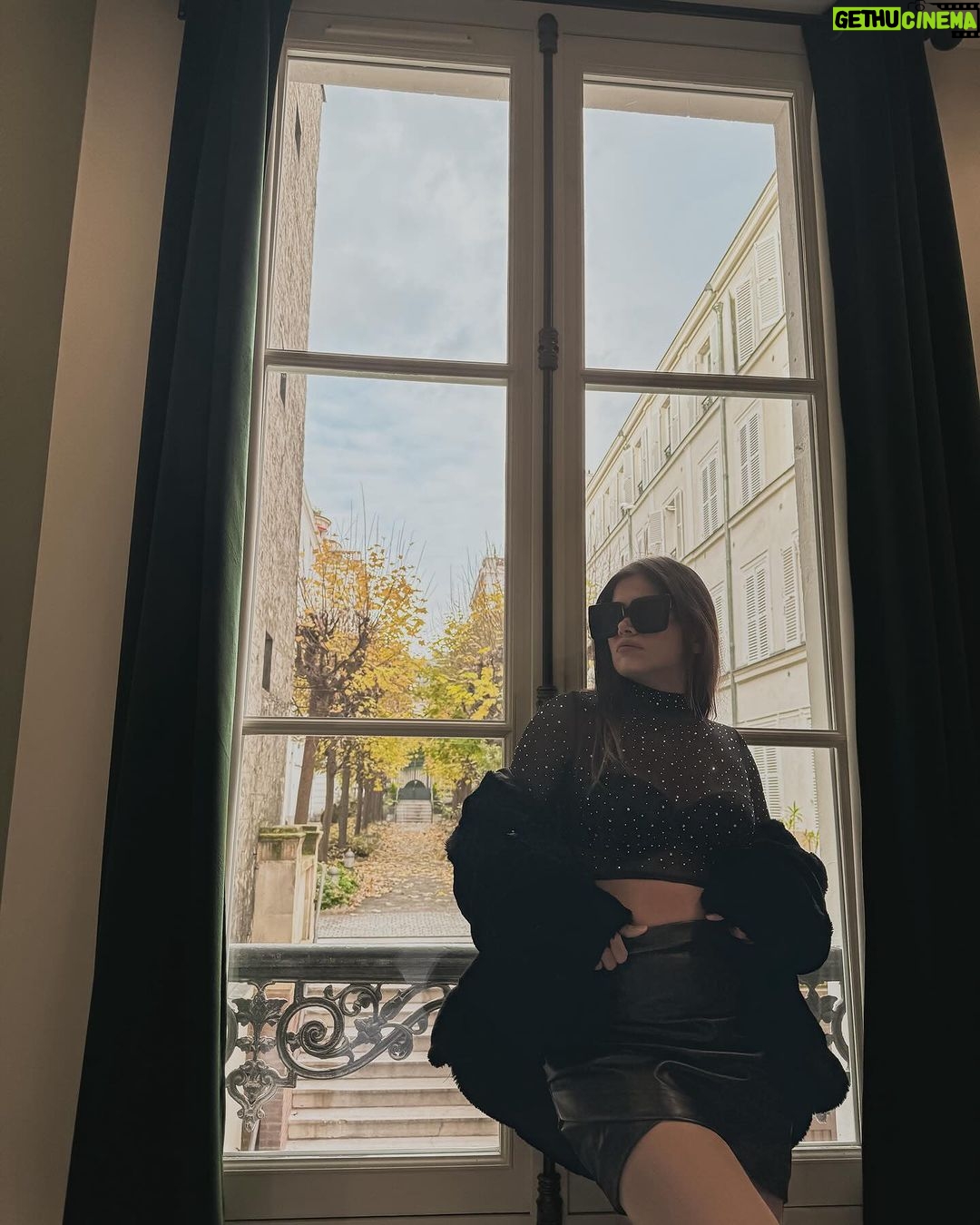 Dimpi Sanghvi Instagram - Embrace the charm of Parisian living at my @airbnb β where every corner tells a story, and every window opens up to a view of enchantment. My home away from home in the heart of Paris! π«π·β¨ #ParisianHideaway #AirbnbExperience #CityOfLights #DimpiTravelDiaries #IndianLuxuryLifestyleInfluencers #LuxuryLifestyleInfluencers #Paris #Travel #WinterFashion #MumbaiLuxuryLifestyleInfluencers #ChampsElysees #Airbnb #IndianTravelInfluencers Paris, France