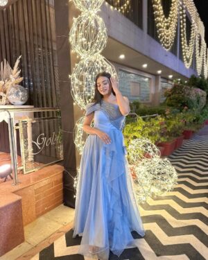 Dimple Biscuitwala Instagram - Elegance in Powder Blue🩵
Beautiful gown by @roset.96 
.
#weddingseason #outfitgoals #powderbluegown #sangeetnight #dimplebiscuitwala