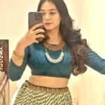 Dimple Biscuitwala Instagram – 💫Reflecting on the moment💚
#showready #sangeetready #dimplebiscuitwalalive