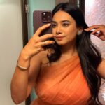 Dimple Biscuitwala Instagram – 🧡✨ #showready 
Wearing @roset.96 
Jewellery by @thejewelstudiio 
Hair by @headshotsalons 
Styled by @style_by_mita