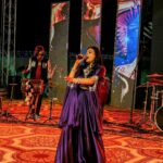 Dimple Biscuitwala Instagram – Show diaries💜
Wearing @mangalyam_ahmedabad 
Styled by @style_by_mita 
Jewellery by @thejewelstudiio 
.
#sangeetnight #dimplebiscuitwalalive #shownight