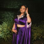 Dimple Biscuitwala Instagram – Show diaries💜
Wearing @mangalyam_ahmedabad 
Styled by @style_by_mita 
Jewellery by @thejewelstudiio 
.
#sangeetnight #dimplebiscuitwalalive #shownight