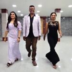 Dipti Rekha Padhi Instagram - Respected @prem.anand.official Sir🙏 the main person behind this beautiful song, he has given life to this song with his mesmerising composition and ornamented by @diptirekhaofficial and @humanesagar_official 's melodious voice. ❤ Congratulations to the team 'Ashiq Surrender Hela' for the song 'Jibanathu tu' is successfully trending over interernet. Thank you all our Instagram family and friends for giving so much love to the song. 🙏❤ Thank you @mahakal707703 @devsi143 for the reel. ❤ #jibanathutu #AshiqSurrenderHela #trendingsong #diptirekhapadhi #premanand #jayabiswas #sambhavmansingh