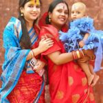 Dipti Rekha Padhi Instagram – Mama & Suma Maa ki ladly Adu
Mama @chandini_lokanath & Suma Maa @diptirekhaofficial 
#mundanceremony👶✂ #araditempleinbhadrak🔱🙏☺ #motherdaughterlove #instareelsindia❤️ #instagood ଆଖଣ୍ଡଳମଣି ମନ୍ଦିର , ଆରଡ଼ି