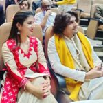Dipti Rekha Padhi Instagram - The Golden moment❣️😍 Like a dream come true🤎 Meeting The Legend my all time Favorite @sonunigamofficial Sir🙏🏻 . . . #memory💕 #delhi #😊😊😊 #keepsmiling #Diptirekha