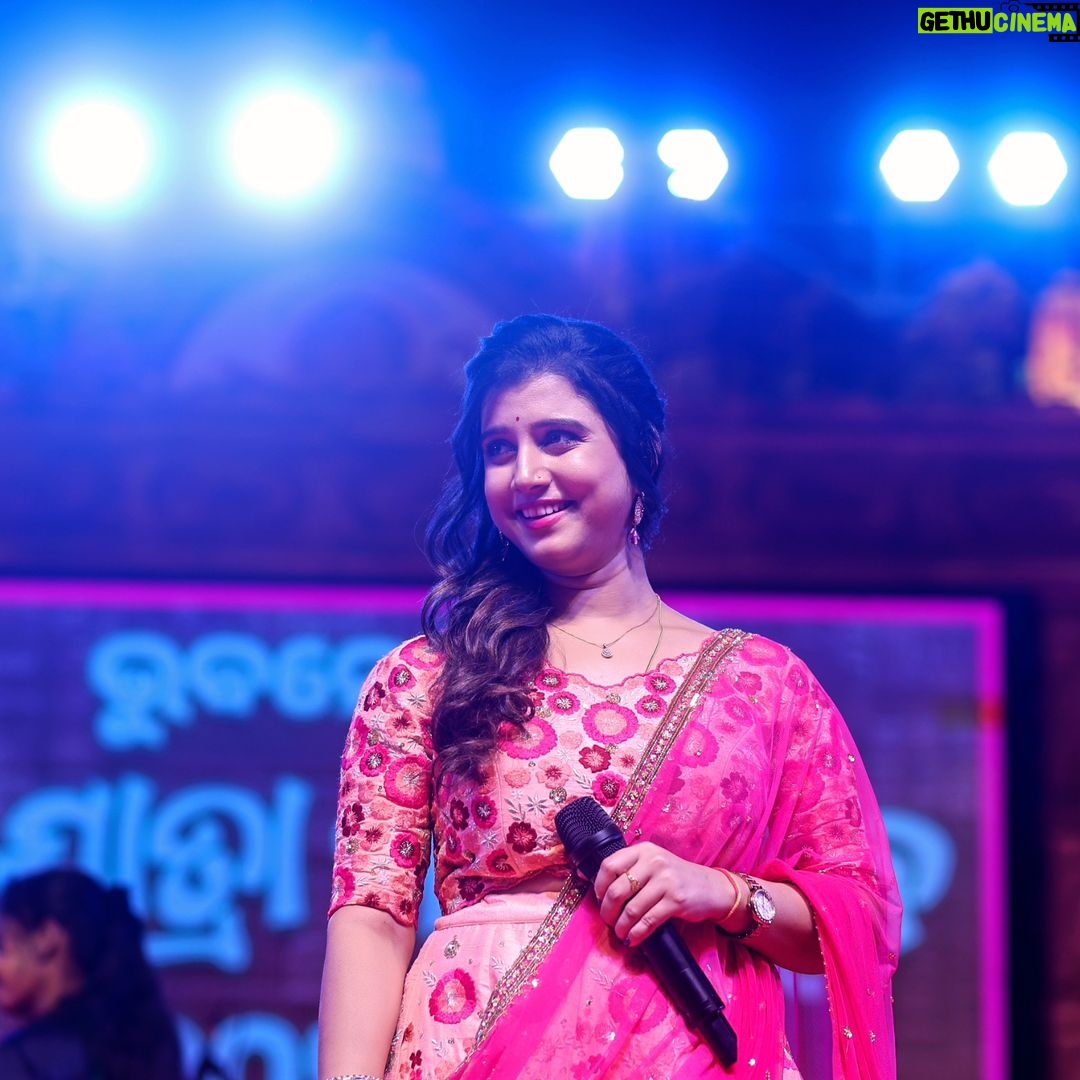 Dipti Rekha Padhi Instagram - π€πΆπΌ #diptirekhaliveconcert