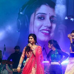 Dipti Rekha Padhi Instagram - 😊❤️Bhubaneshwar Balijtra😊❤️

#diptirekhaliveconcert #😊😊😊 #bhubaneswar #balijtra #❤️❤️❤️

👗@soulbyindian
Pic- @akshayafilms