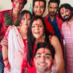 Divya Agarwal Instagram - This our most beautiful and spiritual experience of the year. As a family we would like to express our gratitude to everyone who created amazing memories ❤️❤️. Reel by @kapil_parmar0751 #amitkhannaphotography Mumbai, Maharashtra
