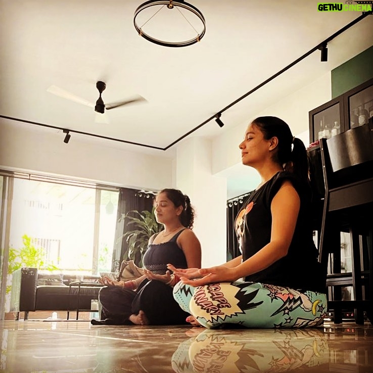 Divya Agarwal Instagram - Evenings hopefully looking like this with @habibisanjana Belly dancing starts today 🧿
