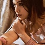 Divya Agarwal Instagram - Intezaar @divyaagarwal_official Photography @amitkhannaphotography Styling @stylingbyvictor @sohail__mughal___ Mua @dishisanghvii #amitkhannaphotography #divyaagarwal @amitkhannaphotography