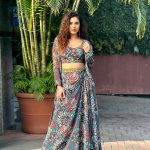 Divya Agarwal Instagram - Radiating confidence and melting hearts! 🔥 Outfit @mehakmurpanalabel Bangles @atrangibykritika Styled by @stylingbyvictor @sohail__mughal___ Assisted by @styleby_antara Makeup @dishisanghvii Hair @fouzikazi_makeupndhair