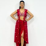 Divya Agarwal Instagram - Serving Glam!!❤️ Outfit @monaandvishu @viralmantra Accessories @aulerthofficial Styled by @stylingbyvictor @sohail__mughal___ Assisted by @styleby_antara Accessories @the_jewel_gallery Makeup @dishisanghvii Hair @fouzikazi_makeupndhair