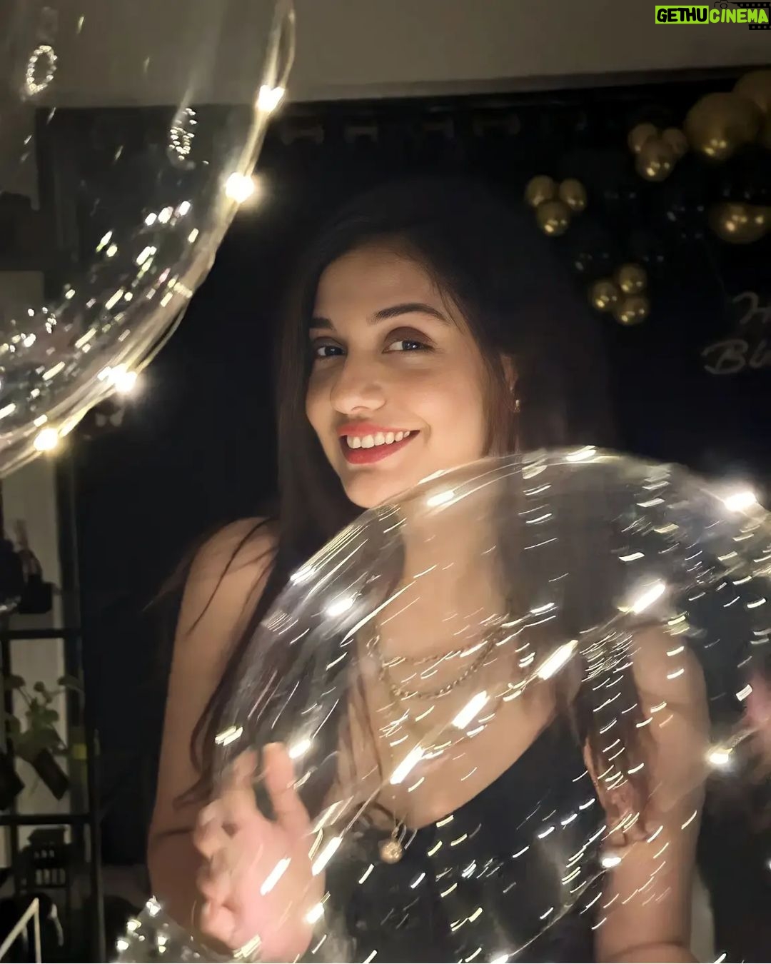 Divya Agarwal Instagram - Another year to sparkle, shine, and slay!❤️