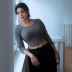 Divya Bharathi Instagram - The art of being yourself >>> @jiyamakeupartistry @mani_stylist_