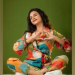 Divya Ganesh Instagram – 🤍

@dhanush__photography 
@rinkymakeup_artist 

#divyaganesh