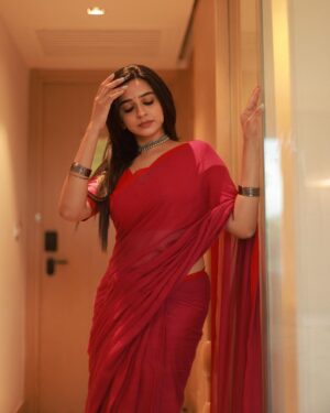 Divya Ganesh Instagram - Happiness lies in the small things made with love 🤍

#divyaganesh