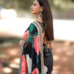 Divya Ganesh Instagram - 🖤 @sstudio.thedesignhub @ashokarsh @kalaiartistry @chennai_jazz #divyaganesh