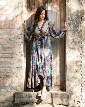 Divya Ganesh Instagram - “Everything changes when you begin to love yourself🦋”.

#divyaganesh