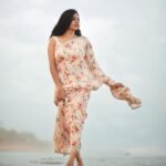 Divya Ganesh Instagram - Hurt in private, Heal in silence,shine in public. @dhanush__photography #divyaganesh