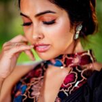 Divya Vadthya Instagram - 🖤 my love for black 🖤 👗 @fleecee_couture Styled by @aishwaryaa_goud ❤️