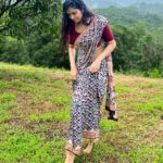 Divya Vadthya Instagram - నువ్వు వచ్చి వెళ్ళిపోతావు నువ్వు వదిలేసిన పాదముద్రల్లా నేను మిగిలిపోతాను ❤️ Styled by 👗 @aayeshaa.mariam