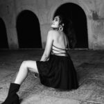 Divya Vadthya Instagram - black and white 🖤 Tq beautiful for capturing me @vicky_photo.it ❤️ Love my dress @navya.marouthu 🥰 #divi #divivadthya #divinunchi #black #white #cool #venice #photo
