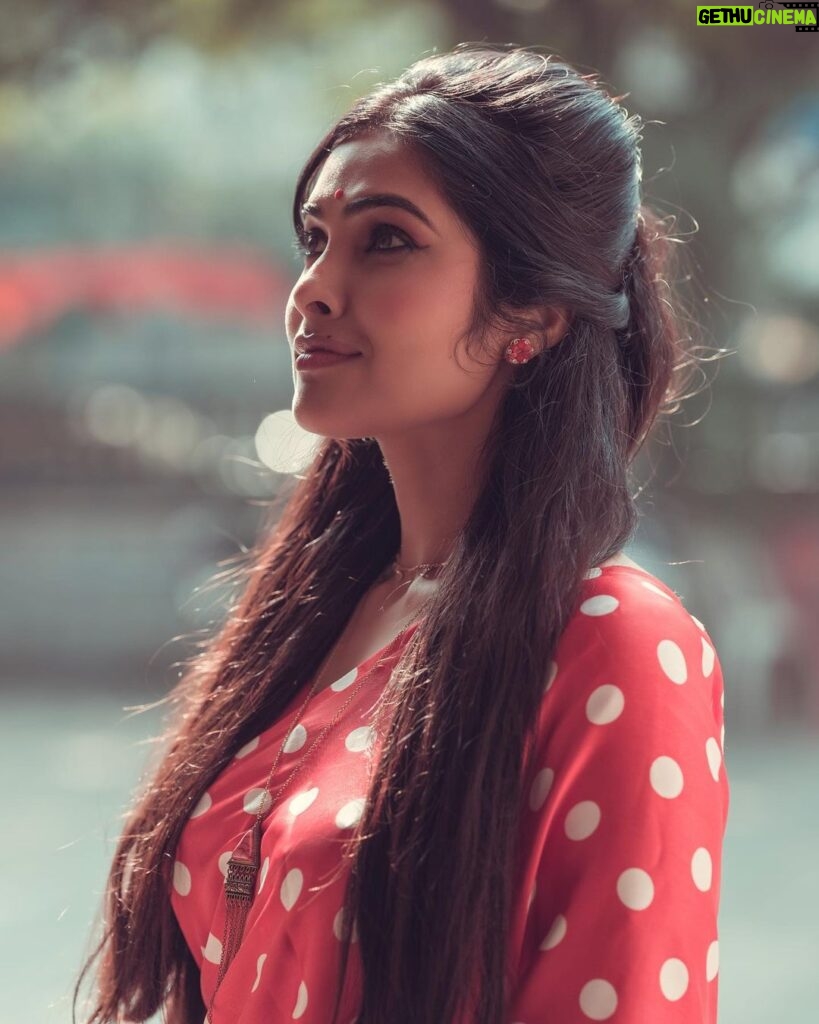 Divya Vadthya Instagram - Time travel ❤️ Concept- @bymahi_ Designed/styling: @bymahi_ bymahi_ Ast by: @preethi_potlapally Photography: @abhijitram_photo Makeup - @kaala_spot_makeovers Hair - @alp_makeovers