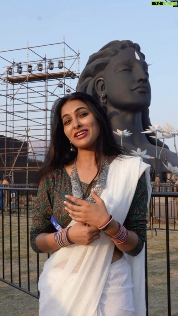 Divya Vadthya Instagram - Divi Vadthya @actordivi has fallen in love with Mahashivratri! #ShivaShivaAllNight