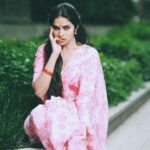 Divya Vadthya Instagram - When life is like an old movie 🎥 And a lot of drama #divivadthya #divi #retro #dreamumwakeupum #silksmitha #silk 👗 @aayeshaa.mariam 📷 @sravanphotographyofficial