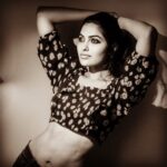 Divya Vadthya Instagram – Black and white lives 🖤

📸 @sreekruthsravan 

#divi #divivadthya #divinunchi #bhuvidaka