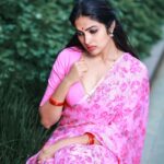 Divya Vadthya Instagram - Remembering “ The Silk” 🖤 Always been a fan 📸 @sravanphotographyofficial 😍 Styled by 👗@aayeshaa.mariam ❤️