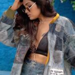 Divya Vadthya Instagram - The denim’s Video @digi_pundit_ Atyled by @bymahi_ #divi #divivadthya #divinunchi
