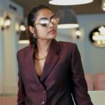 Divya Vadthya Instagram - They call her “ Boss Lady “ ! 👩‍✈️🧳 #divi #divivadthya #divinunchi #boss #lady #jewelry #trending #love #coffee #goodvibes