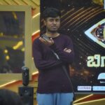 Drone Prathap Instagram - ಬಿಗ್ ಬಾಸ್ ಮನೆಯಲ್ಲಿ ತಲೆ ಹೋಡ್ಸಿ ಆಡುವಂತ ಆಟ. Watch Big Boss Kannada Season 10. 24 Hrs Live On Jio Cenima @colorskannadaofficial Official fan page @drone._.prathap_fans #colourskannada #colourskannadaofficial #bbk10 #bigboss10kannada #droneprathap #dronarkaerospace #droneprathap_fc