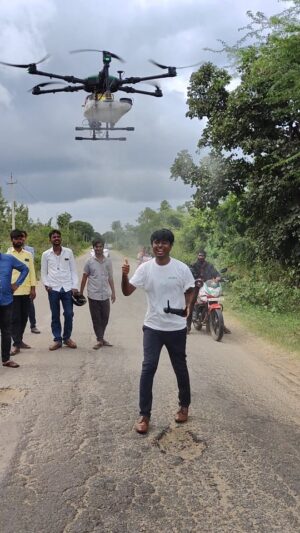 Drone Prathap Instagram - Going With The Trend.....

#droneprathap #davangere #agriculturedrone #dronepilot #drones #dronarkaerospace #krishiudaan #karnataka #adike #areca #arecanut #dronesprayer