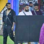 Drone Prathap Instagram - ಬಿಗ್ ಬಾಸ್ ಮನೆಯಲ್ಲಿ ತಲೆ ಹೋಡ್ಸಿ ಆಡುವಂತ ಆಟ. Watch Big Boss Kannada Season 10. 24 Hrs Live On Jio Cenima @colorskannadaofficial Official fan page @drone._.prathap_fans #colourskannada #colourskannadaofficial #bbk10 #bigboss10kannada #droneprathap #dronarkaerospace #droneprathap_fc