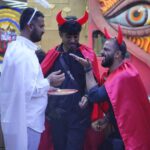 Drone Prathap Instagram - ರಾಕ್ಷಸರಾಗಿ ಡ್ರೋನ್ ಪ್ರತಾಪ್ ಮತ್ತು ಅವರ ತಂಡ ಸಕ್ಕತ್ ಮನರಂಜನೆ. Watch Big Boss Kannada Season 10. 24 Hrs Live On Jio Cenima @colorskannadaofficial Official fan page @droneprathap_official_fanpage #colourskannada #colourskannadaofficial #bbk10 #bigboss10kannada #droneprathap #dronarkaerospace #droneprathap_fc