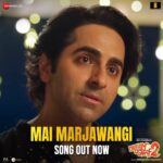 Ekta Kapoor Instagram - #MaiMarjawangi Song Out Now! ❤️ Book your tickets now! 🔗- Link in Bio. #25AugustHoGayaMast #DreamGirl2InCinemas @ayushmannk @ananyapanday @writerraj @shobha9168 @balajimotionpictures @gaurisathe @annukapoor @pareshrawalofficial @vijayraazofficial @nowitsabhi @rajpalofficial #GovardhanAsrani #ManojJoshi @seemabhargavapahwa @oyemanjot @anirudh_k_sharma @krishanurathore @nareshkathooria @meetbrosofficial @sunidhichauhan5 @danishsabri12 @therashmivirag @boscomartis @pooja___dreamgirl