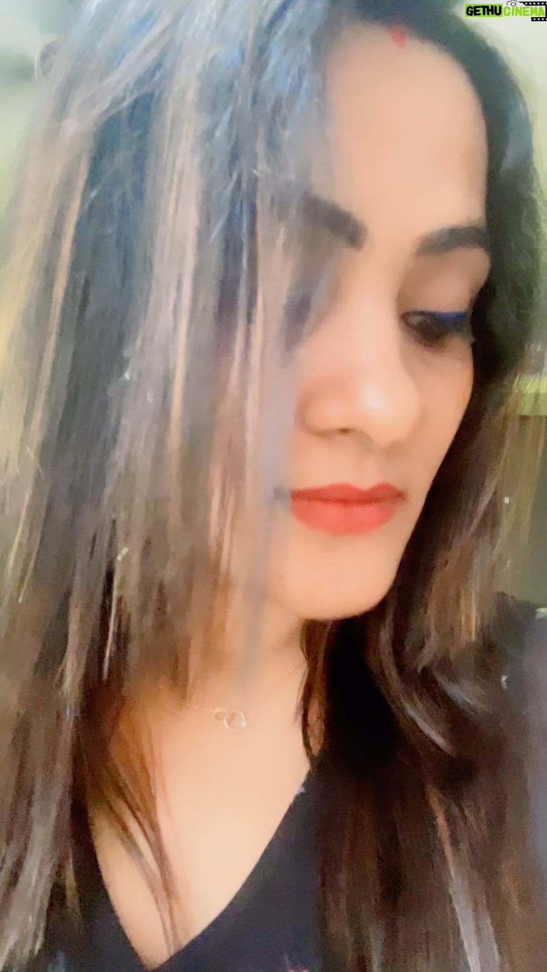 Elli Padhi - 21.9K Likes - ❤️❤️❤️❤️