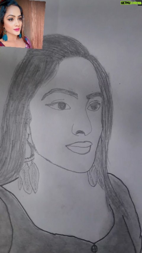 Elli Padhi Instagram - @ellipadhi drawing 🔥