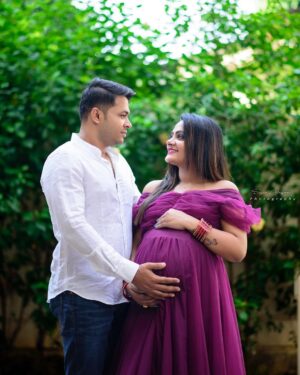 Elli Padhi Instagram - The single life was fun, married life is nice, but now comes the best adventure, becoming mom and dad🥰🥰 Can’t wait to meet our new Addition ❤️ Kindly keep ur love & blessings on 🥰🧿🙏🏻 Thank u @chiks_creatives @designer_jeet_official