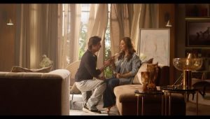 Gauri Khan Instagram - A stroke of opulence with the D’Decor “curtains You’ll love to draw” @ddecordiaries @iamsrk D’Decor Beautiful homes tell beautiful stories #curtainsyouwilllovetodraw #curtains #newcampaign #homedecor #interiordecor #beautifulhomes #ddecor #ddecordiaries #bottomlinemedia