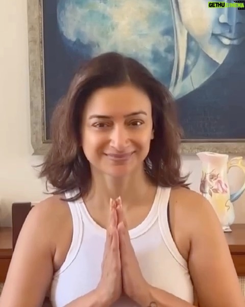 Gauri Pradhan Tejwani Instagram - Third eye point-this is the best way to release all the accumulated stress!