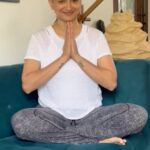 Gauri Pradhan Tejwani Instagram - Sound meditation/.Nadanusandhan..done by gently contracting the pelvic floor muscles..great for pregnant women also..a gentle yet powerful experience to relax and heal the mind and the body.