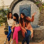 Gauri Pradhan Tejwani Instagram - “24 hours in Delhi. 25 years of friendship.” 📍 📍 📍 @mayoorikango @arshiyakapadia @aditya_dhillon13 #friendshipgoals #bffgoals #bffs #delhi #friendship #friends #sisterhood #laughter GURGAON
