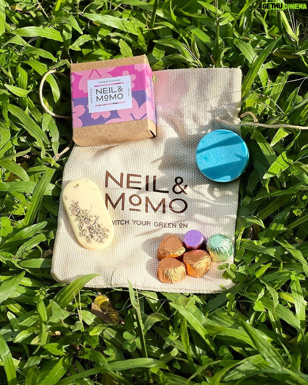 Gautami Deshpande Instagram - Gift Hamper Breezy ☺️ Brothers! We know you want to pamper your lovely sisters this Raksha Bandhan. Gift her the natural goodness of organic and gentle ingredients that are good for her and our planet! We have curated every piece of this hamper which includes: Cherry Blossom Bath Bar (125 gms) Green Tea Shampoo Bar Lemon Mint Fragrance Bar Assorted fruit and nut Dark, White and Milk Chocolates All of this is bundled in an earthy jute pouch. They're luxuriously good and we promise your sisters will love them. Happy Raksha Bandhan! #rakshabandhan #rakhi #celebration #gift #sisterlove #brothers #festival #gifting #handmade #nature #noplastic #noharmfulchemicals