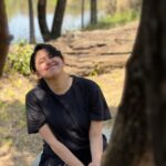 Gautami Deshpande Instagram - Glamour for me is -Nature and original smile 😊 Greenery is my red carpet and cargo pant is my costliest dress 😅 Tell me your glamour definition ❤️ #glamour #nomakeup #nature #redcarpet #style #cargo